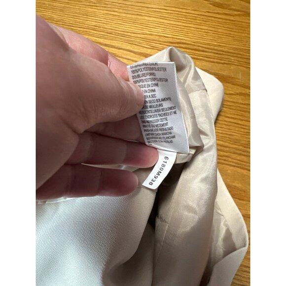 Tahari Arthur S. Levine Petite Beige Jacket With Embellished Neckline Size 4P - Picture 6 of 7